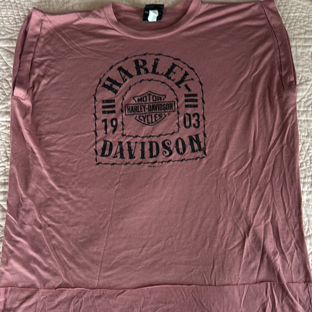Harley-Davidson Capped Sleeveless  Vehicle Operations Graphic Tee. Size L - Picture 10 of 11